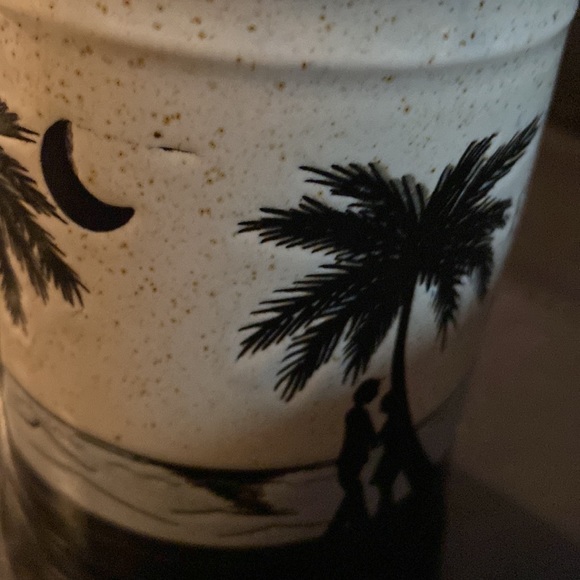 Florida Lovers Ceramic Mug - Black and Cream - Picture 5 of 6